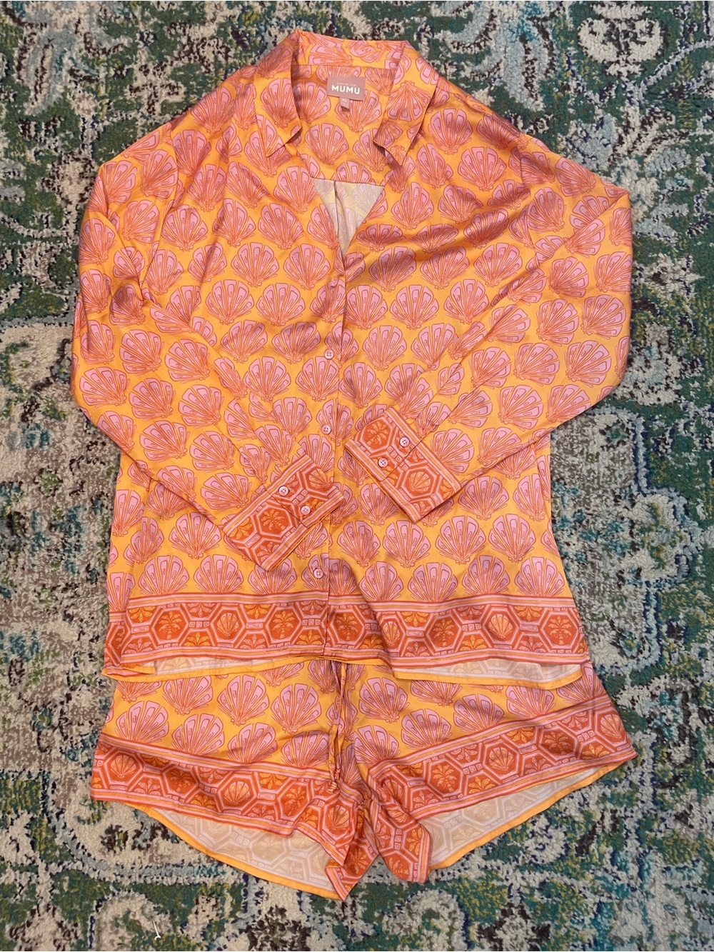 Show Me Your Mumu “Early Riser PJ Set Shells Silky” pajama set in size XL!